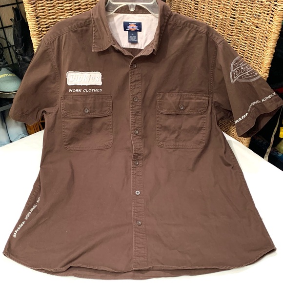 Dickies brown work shirt with chest patch and embroidered sleeve- XL - Picture 3 of 12